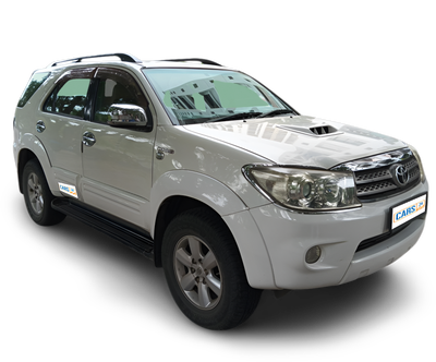 Toyota Fortuner-img